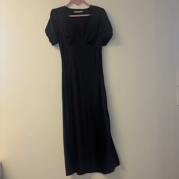 Abercrombie Fitch Black Lace Trim V Neck Puff Sleeve Maxi Dress ST -  www.threedaughtersproperties.com